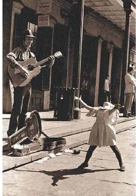 街头最自由的小舞蹈家。