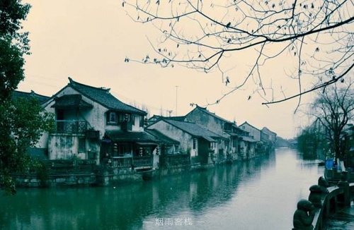 江南烟雨图片